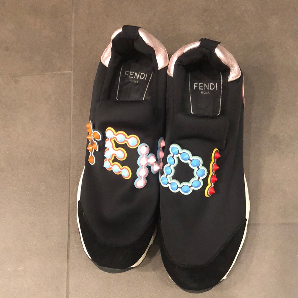 Fendi sneakers pull on